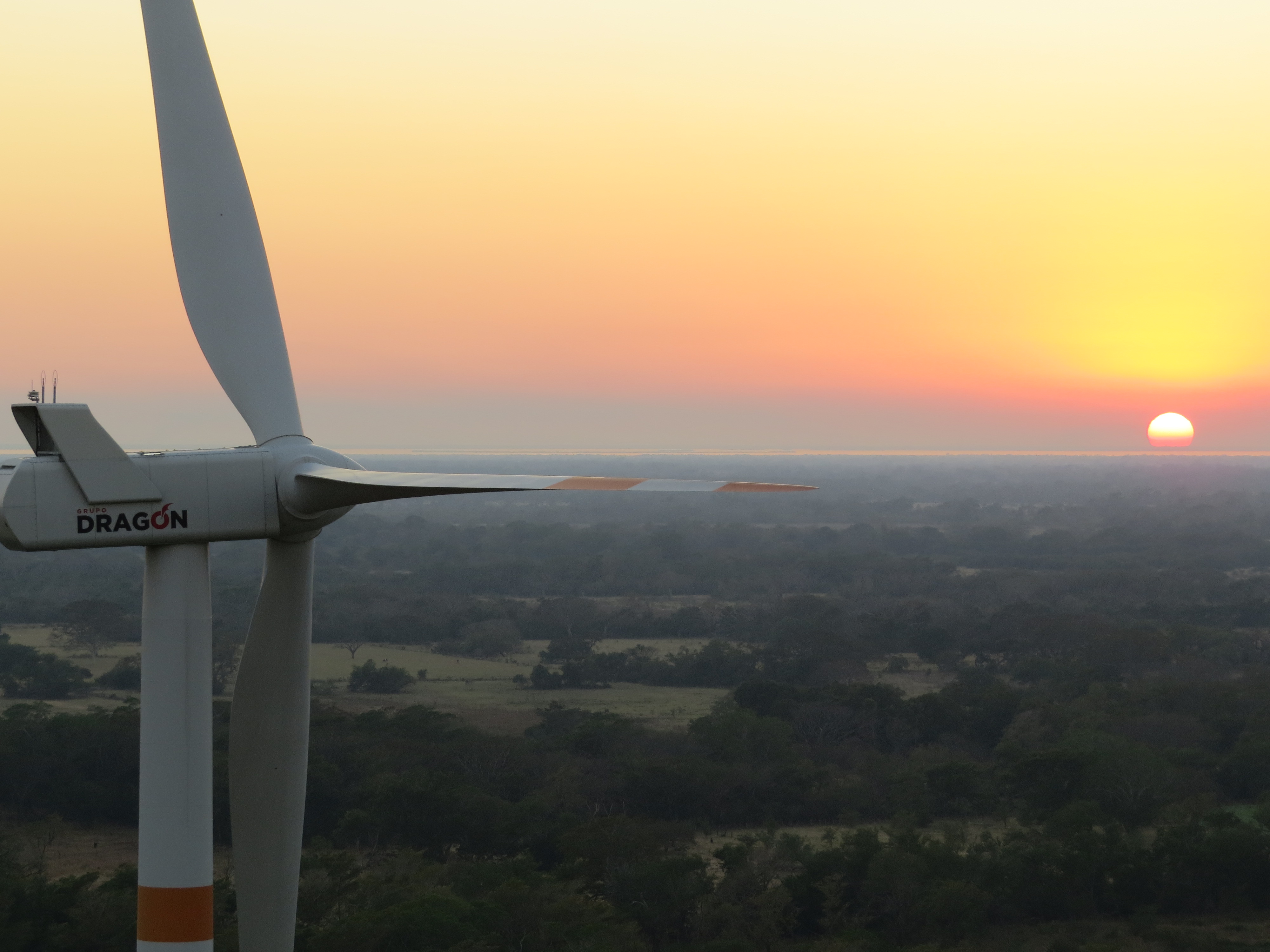 Pioneros Dragón está comprometido con acelerar la transición energética de México y Latinoamérica.